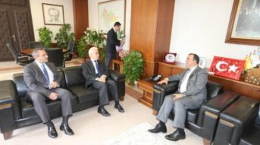 Efeler Belediyesi&rsquo;nden İl Emniyet M&uuml;d&uuml;rl&uuml;ğ&uuml;ne Ziyaret