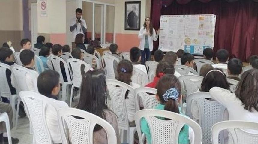 İlkokul &Ouml;ğrencilerine &ldquo;beynimizi Tanıyalım Ve Onu Koruyalım&rdquo; Sunumu