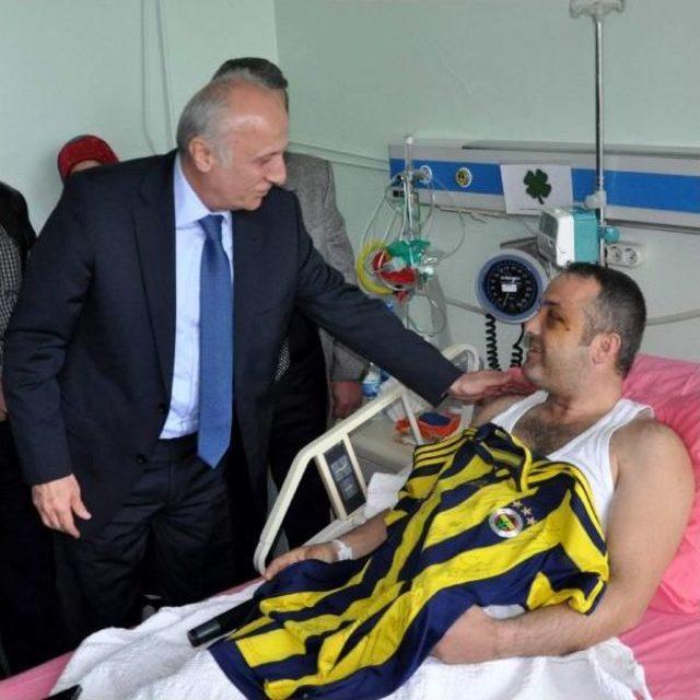 Fenerbahçe Yönetiminden Yaralı Şoför Ufuk Kıran’A Ziyaret