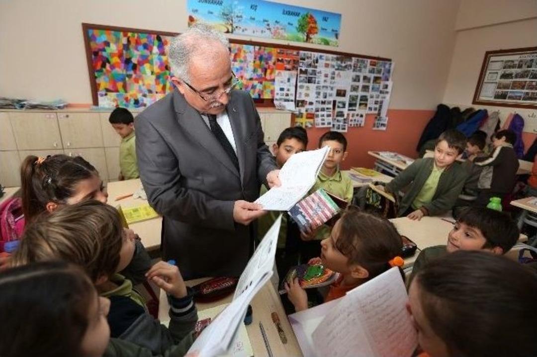 Vali Tuna&rsquo;dan Ticaret Borsası İlkokulu&rsquo;na Ziyaret