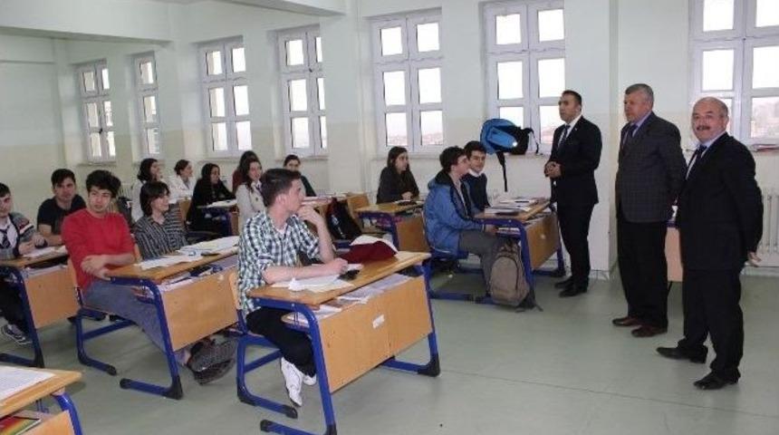 M&uuml;d&uuml;r Cinoğlu Fatsa Fen Lisesi&rsquo;ni Ziyaret Etti