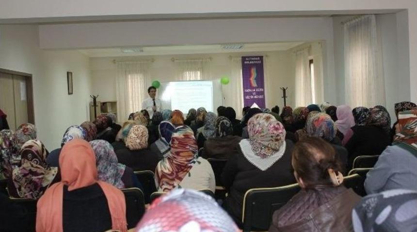 Altındağlı Annelere Yol G&ouml;steren Seminer