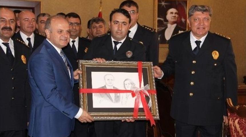 Mersin İl Emniyet M&uuml;d&uuml;r&uuml; Baştuğ&rsquo;dan Vali &Ccedil;akacak&rsquo;a Ziyaret