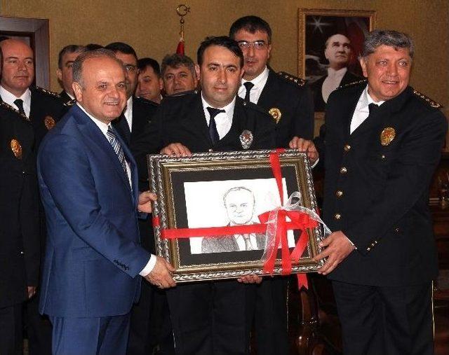 Mersin İl Emniyet Müdürü Baştuğ’dan Vali Çakacak’a Ziyaret 1