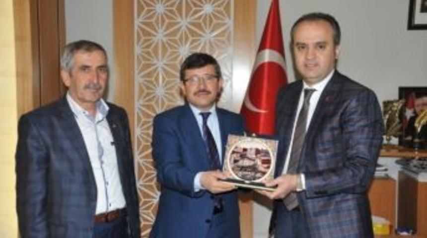 İneg&ouml;l Belediyesi &Ouml;rnek Olmaya Devam Ediyor