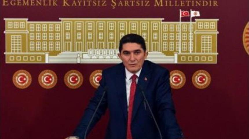 Ak Parti Ağrı Milletvekili &Ccedil;elebi'den 'teşekk&uuml;r' Afişli Veda