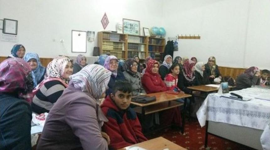 K&uuml;re&rsquo;de Cenaze Yıkama Kursu