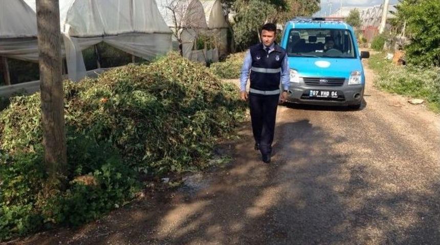 Kumluca&rsquo;da Sera Atıklarını Gelişi G&uuml;zel D&ouml;kenlere Ceza