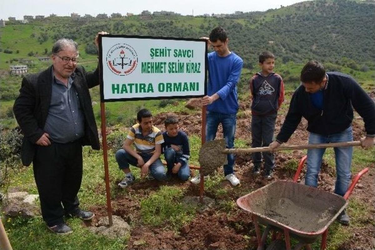 Şehit Savcı Mehmet Selim Kiraz&rsquo;ın Adı Hatıra Ormanında Yaşayacak
