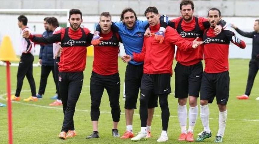 Trabzonspor'da, Galatasaray Ma&ccedil;ı Hazırlıkları S&uuml;r&uuml;yor