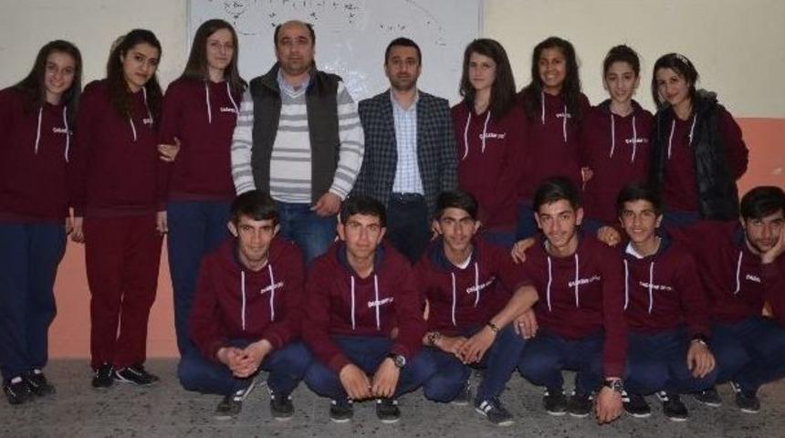 &Ccedil;ağatay&rsquo;dan Halkoyunları Ekibine Destek