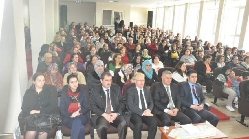 Dijital &Ouml;ğrenme Semineri D&uuml;zenlendi