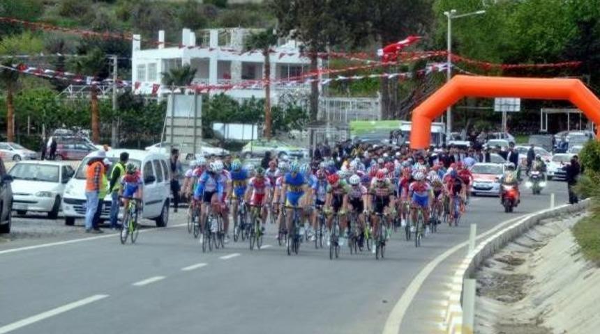Mersin Uluslararası Bisiklet Turu Başladı