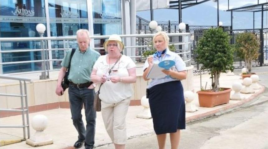 Thomson Spırıt &Uuml;&ccedil;&uuml;nc&uuml; Kez Alanya Limanı&rsquo;nda