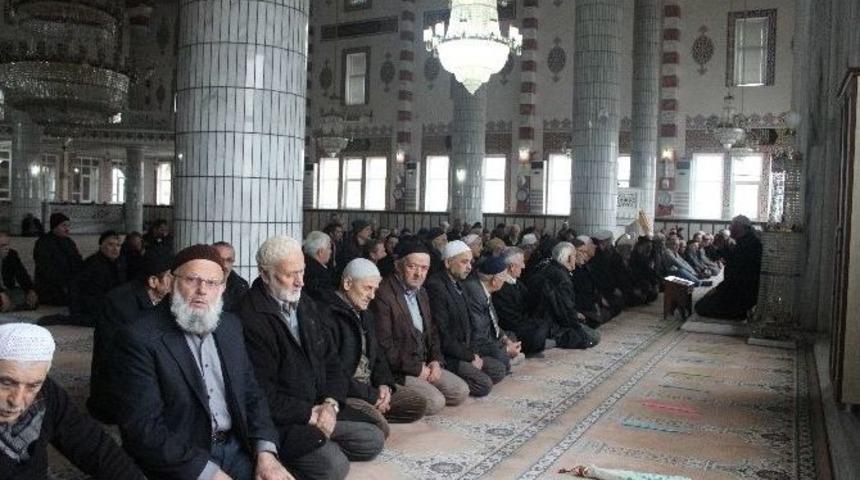 Emniyetten Şehitler İ&ccedil;in Mevlit