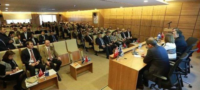 Şahin, İnşaat Sektörünün Temsilcileriyle Toplandı