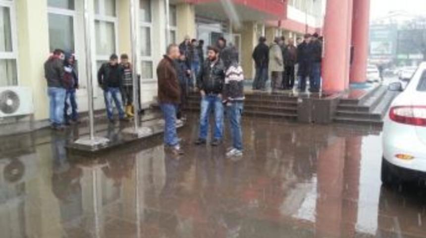 K&ouml;yl&uuml;lerin Bozuk Yol Tepkisi