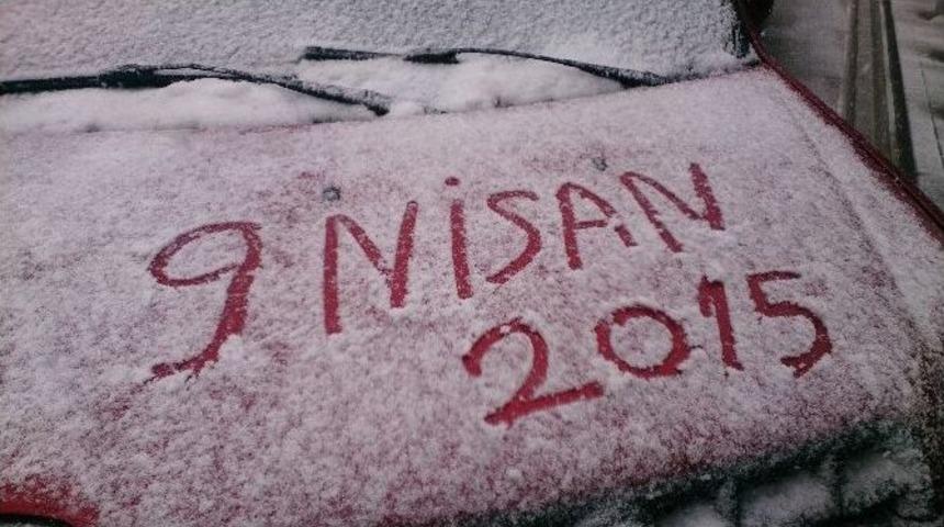 Ankara&rsquo;nın İl&ccedil;elerinde Kar Yağışı Etkili Oldu