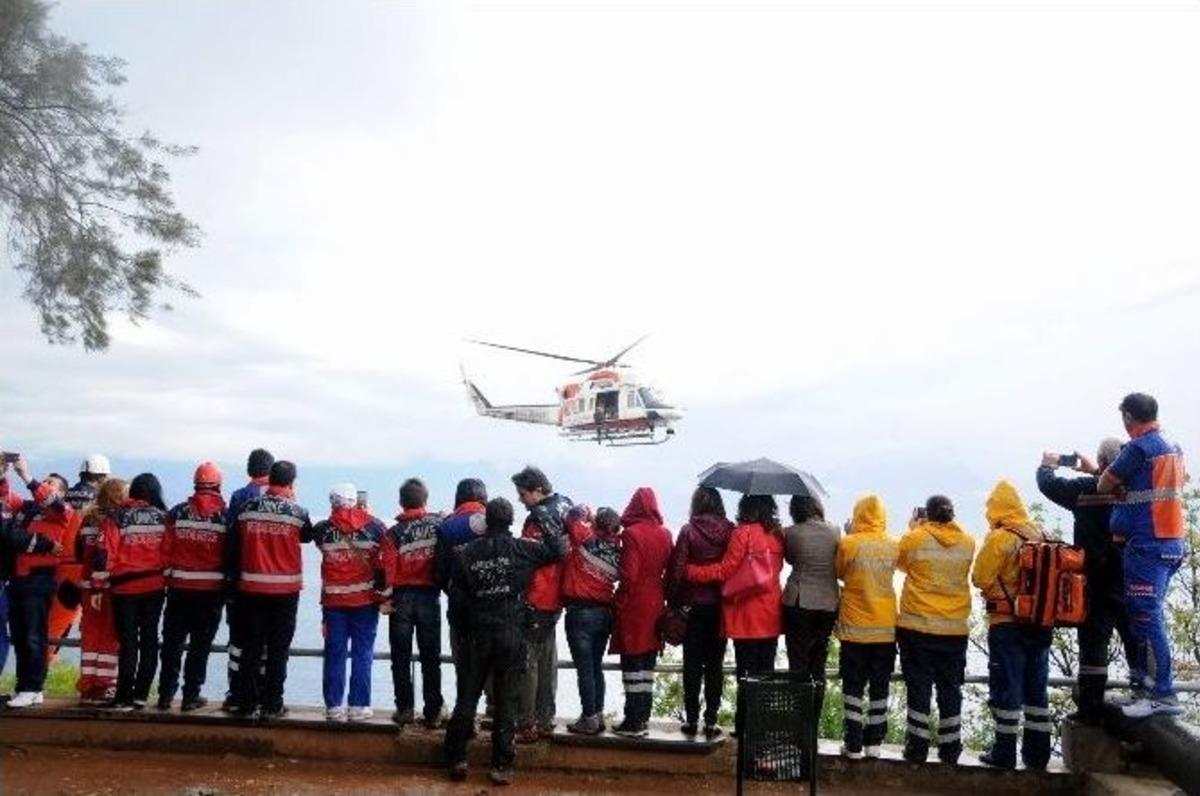 Hem Manzara Hem Tatbikat İzlediler