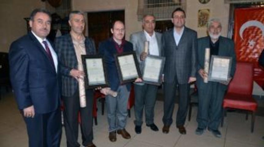 Hayırseverlere Teşekk&uuml;r Nişanesi Verildi