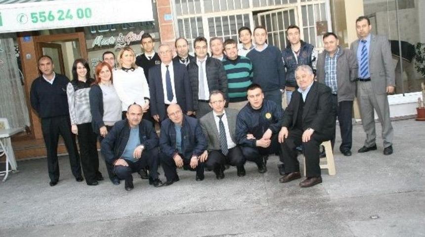 Devrek Postane Personeli Dayanışma Yemeğinde Bir Araya Geldi