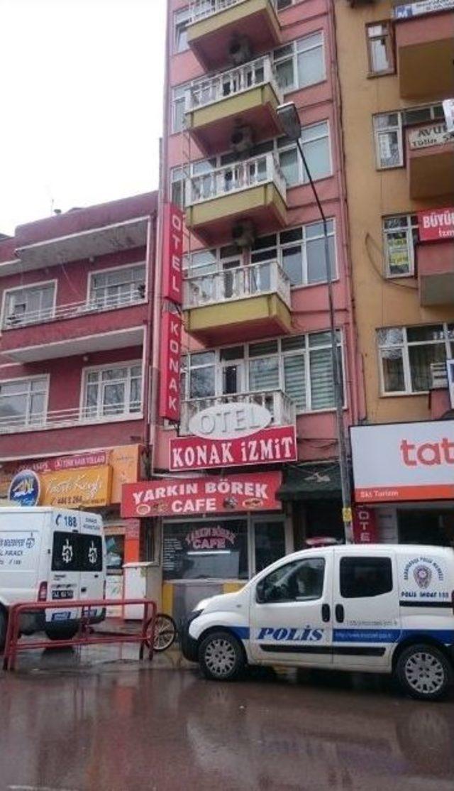 Seyyar Satıcı Otelde &Ouml;l&uuml; Bulundu 1