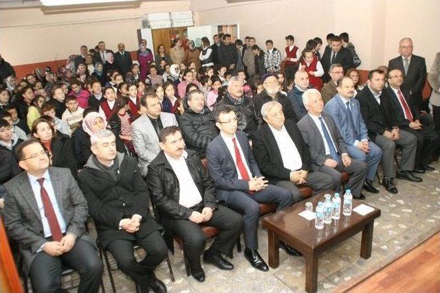 Avrupa Devrekliler Derneği&rsquo;nden &Ouml;ğrencilere Yardım 1