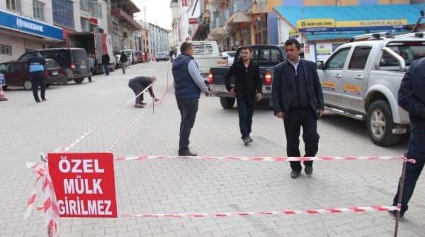 İstimlak Bedeli &Ouml;denmeyince Yolu Ulaşıma Kapattı