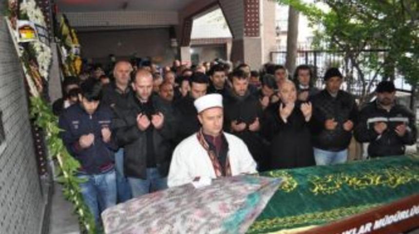 Dini Nikahlı Eşini Sokak Ortasında &Ouml;ld&uuml;rd&uuml; (2)