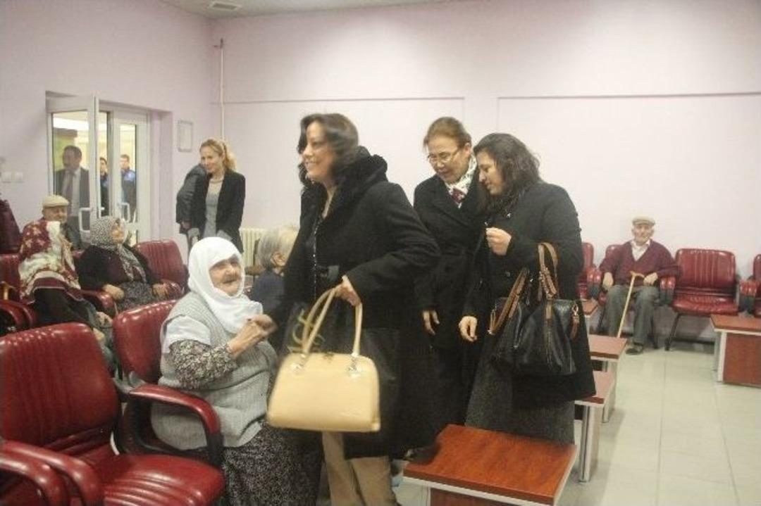 Bilecik Emniyet M&uuml;d&uuml;rl&uuml;ğ&uuml;&rsquo;nden Huzurevine Ziyaret