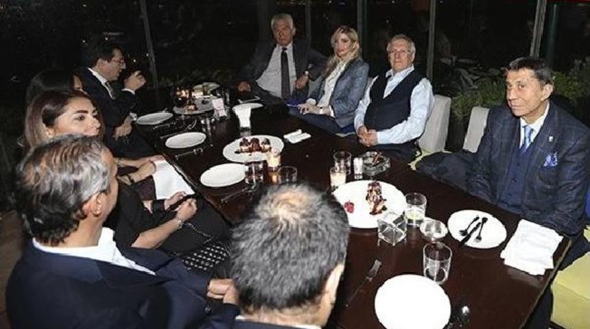 Fenerbah&ccedil;eliler Yemekte Bir Araya Geldi