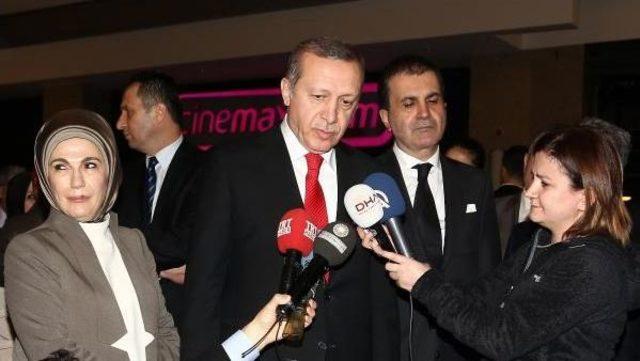 Erdoğan Çifti 'son Mektup' Filmini Izledi