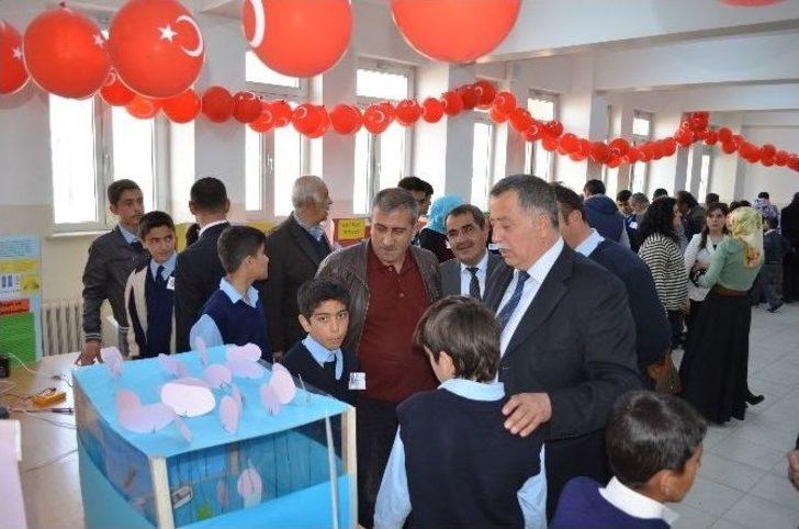 Adilcevaz’da Tübitak Bilim Fuarı Açıldı G3