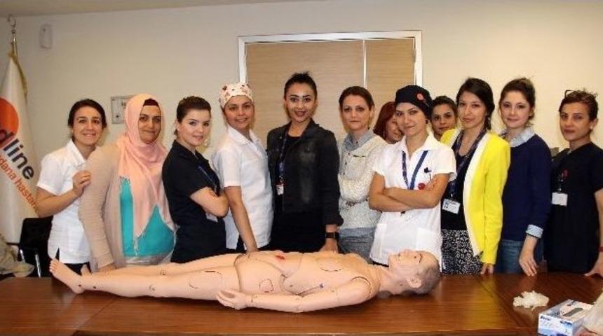 Hemşireler S&uuml;rekli Eğitim İle Bilgi Tazeliyorlar