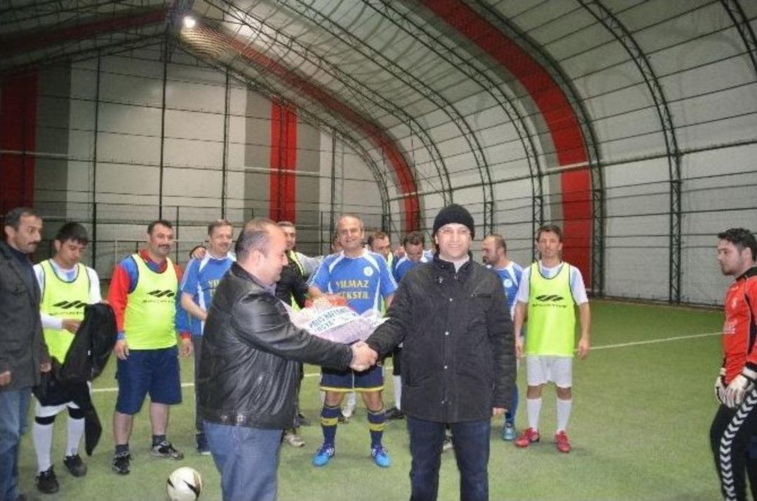 Tosya&rsquo;da Polis Haftası Ma&ccedil;ında Yine Dostluk Kazandı