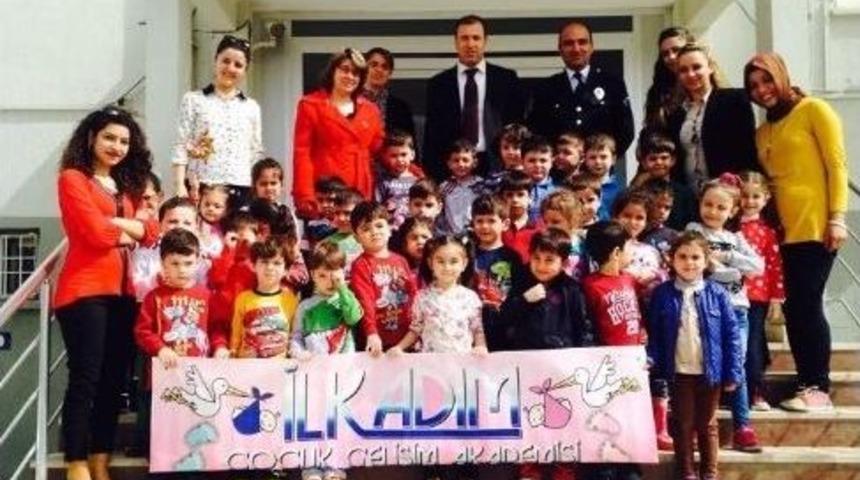 &Ccedil;ocuklar Emniyet M&uuml;d&uuml;rl&uuml;ğ&uuml;&rsquo;n&uuml; Gezdi