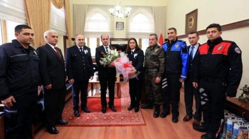 Polislerden Vali &Ccedil;omaktekin&rsquo;e Ziyaret