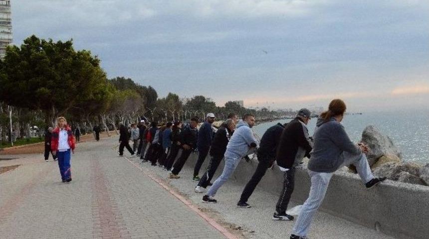 Mersin Spor Yapıyor