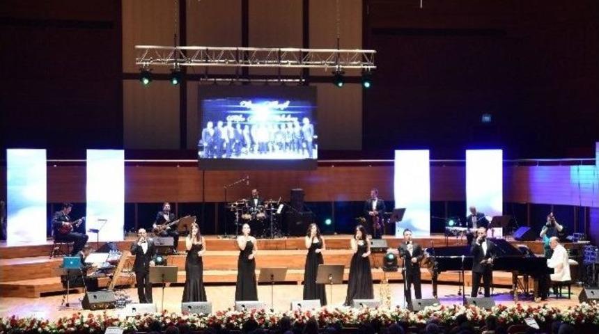 İzmir&rsquo;de &Ouml;ğrenciler İ&ccedil;in &ldquo;d&uuml;nyanın M&uuml;ziği&rdquo;