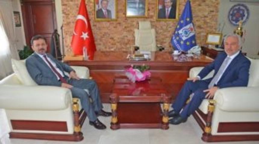 Rekt&ouml;r, Başkan&rsquo;ı Ziyaret Etti