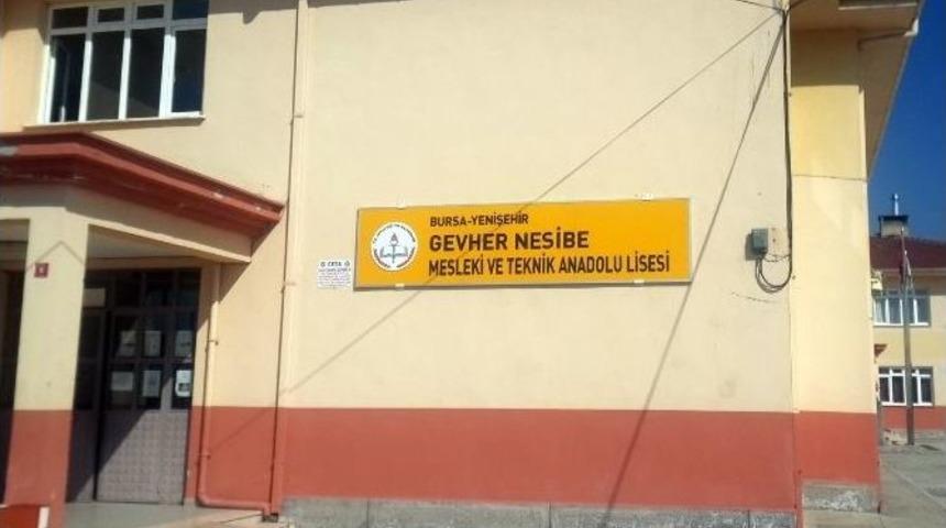 Anadolu Sağlık Meslek Lisesi 25 Yıl Sonra Kendi Binasına Kavuşuyor