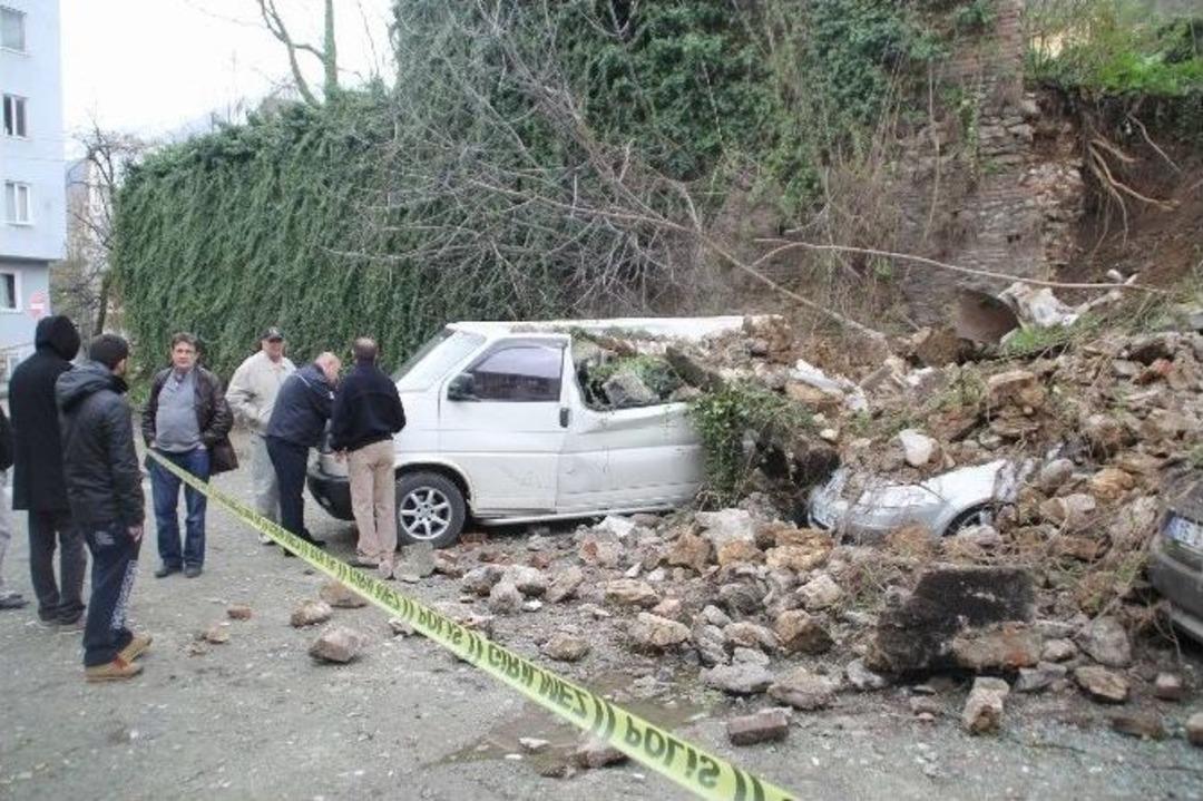 &Ccedil;&ouml;ken İstinat Duvarı 6 Otomobili Hurdaya &Ccedil;evirdi, Dehşetin İzleri G&uuml;n Aydınlanınca Ortaya &Ccedil;ıktı...(&ouml;zel Haber)