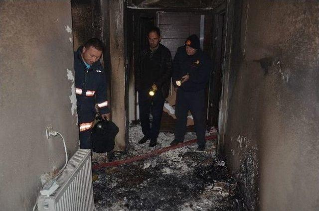 Anne Ve Engelli Kızı Yangında Hayatını Kaybetti 1