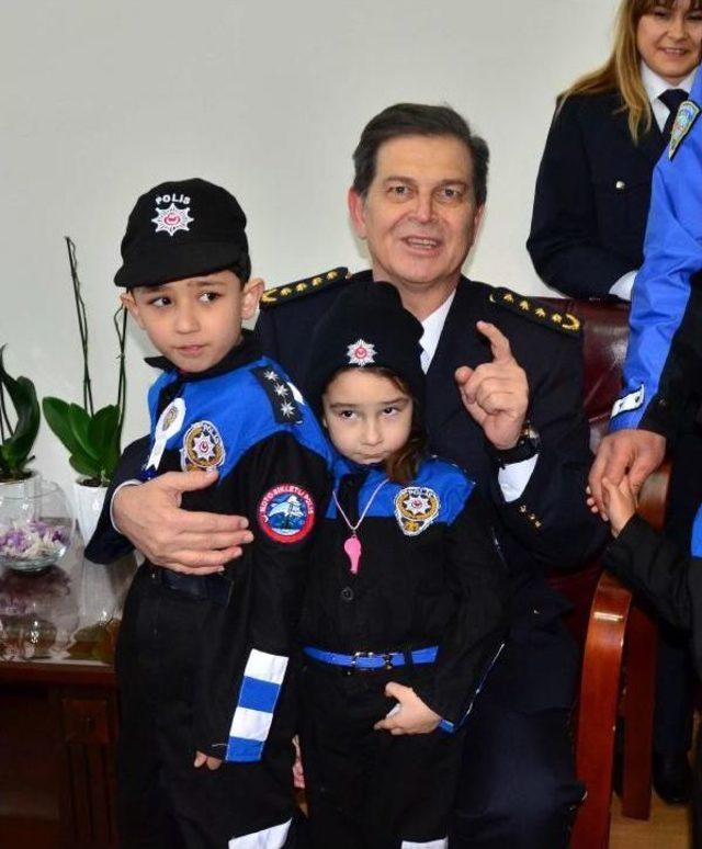 Manisa Emniyet M&uuml;d&uuml;r&uuml;, Polisin Mesai &Uuml;cretlerine Değindi 3