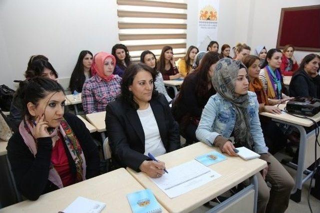 Van’da ‘toplumsal Cinsiyet-cins Bilinci’ Eğitimi 1