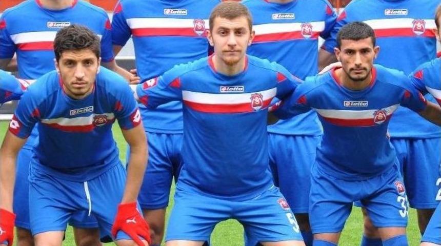 Manavgatsporlu &Uuml;&ccedil; Futbolcu 3. Lig Karmasında M&uuml;cadele Edecek