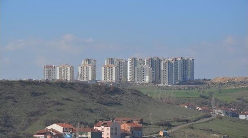 Toki Konutlarına İlk G&uuml;n 37 Başvuru Yapıldı