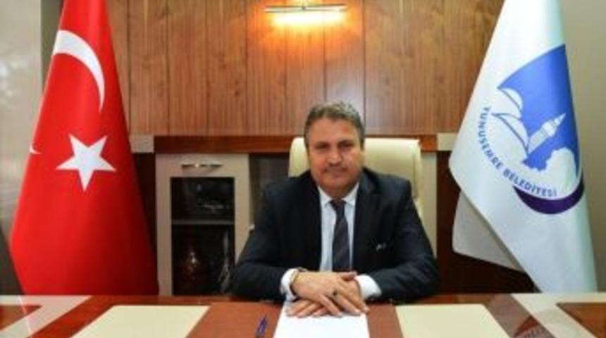 Başkan &Ccedil;er&ccedil;i&rsquo;den Polis Teşkilatına Kutlama