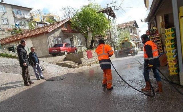 İzmit&rsquo;te Mahalleler Yıkanıyor 1