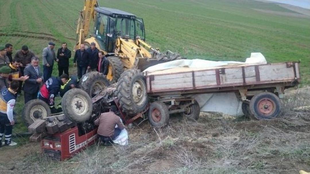 Yozgat&rsquo;ta Trakt&ouml;r&uuml;n Altında Kalan &Ccedil;ift&ccedil;i Ağır Yaralandı